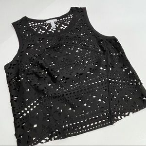 Leith Black Laser Cut-Out Sleeveless Top Sz Small